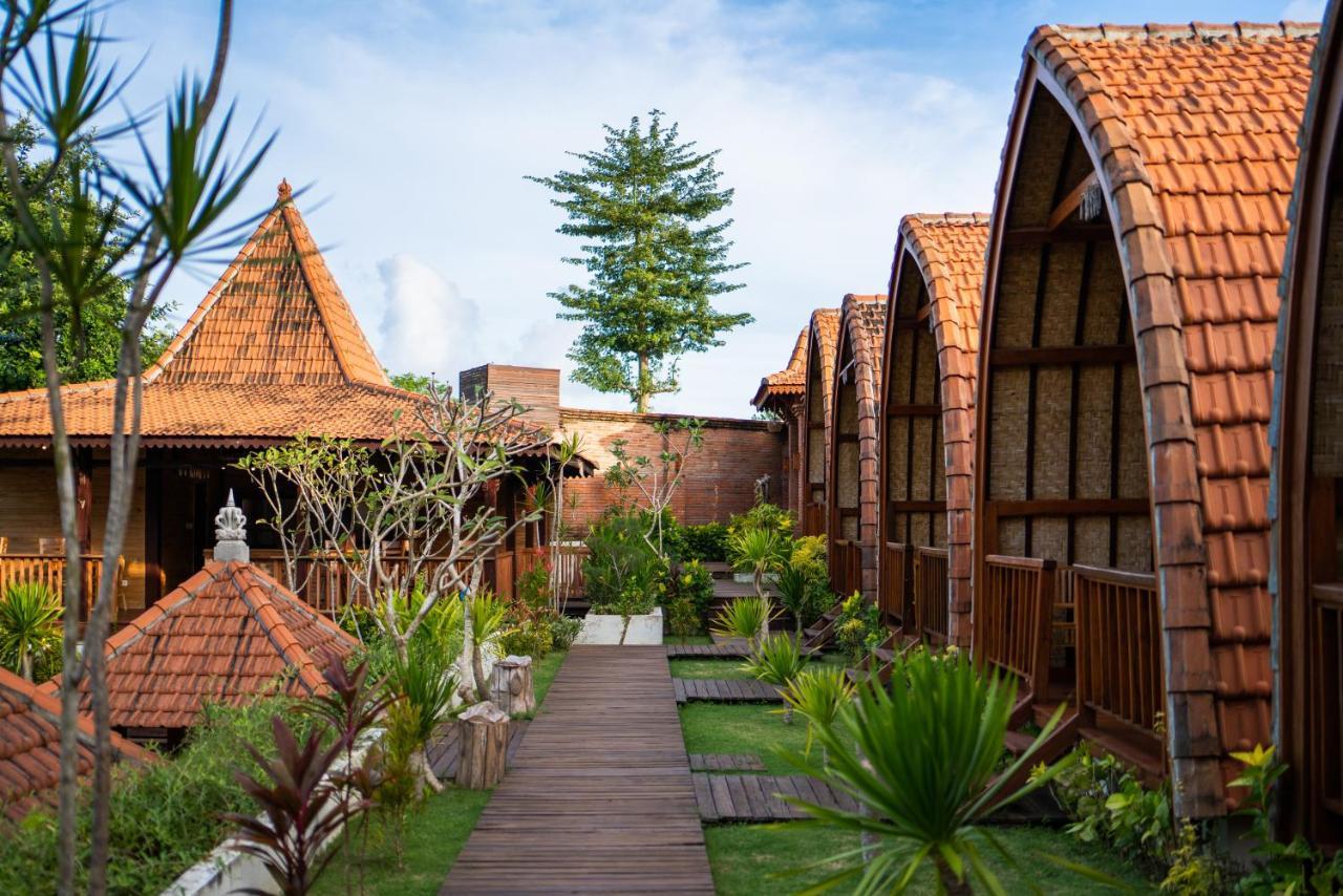 Lumbung Sari Hotel Uluwatu  Exterior photo