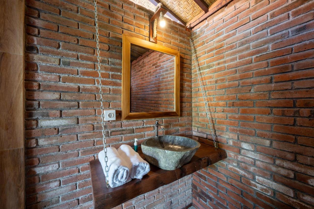 Lumbung Sari Hotel Uluwatu  Exterior photo